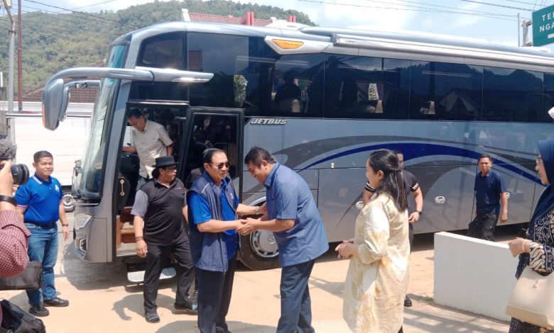 SBY saat datang di kediaman Gagarin.