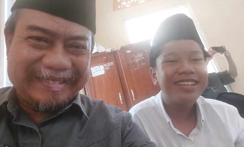 Kepala Bakesbangpol Pacitan, H. Turmudi.
