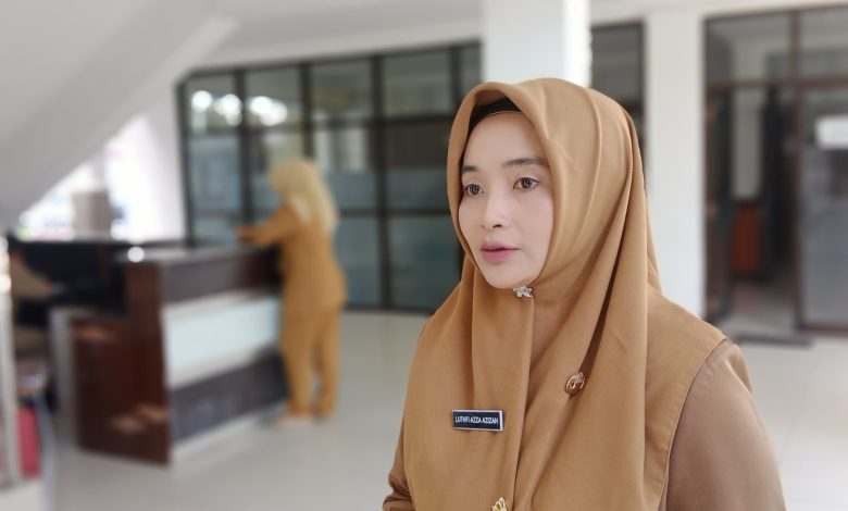 Kabag Prokopin Setda Pacitan, Luthfi Azza Azizah.
