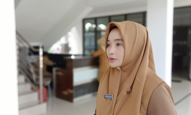 Kabag Prokopin Setda Pacitan, Luthfi Azza Azizah.