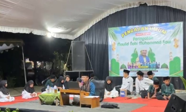 Pendakwah Pacitan, H. Budi Harisantoso.