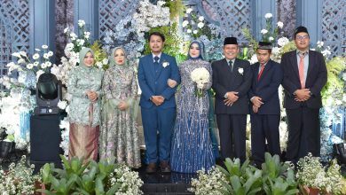 Inspektur, Inspektorat Pacitan, KH. Mahmud (dua dari kanan).