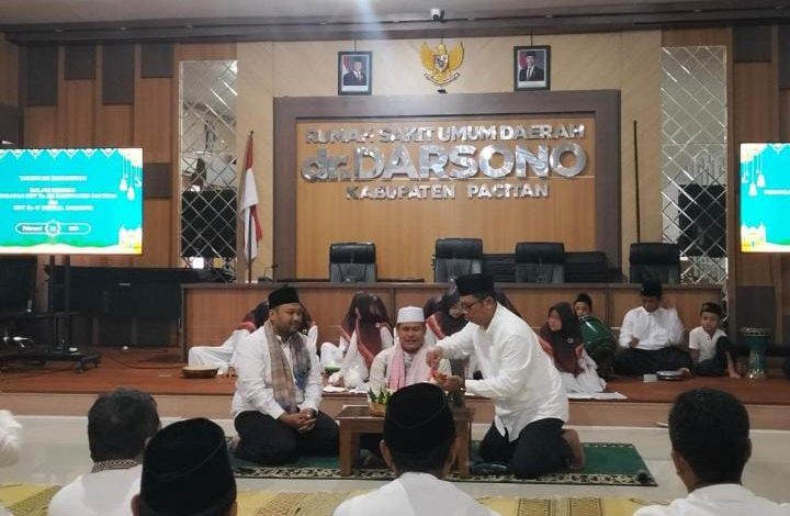 Inspektur, Inspektorat Pacitan, KH. Mahmud disuatu acara.