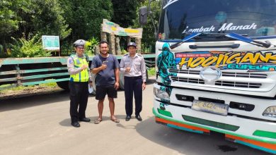 Polres Pacitan berikan pelayanan humanis pada pemudik.
