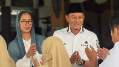 Bupati Pacitan, KRT Indrata Nur Bayuaji Reksonagoro.