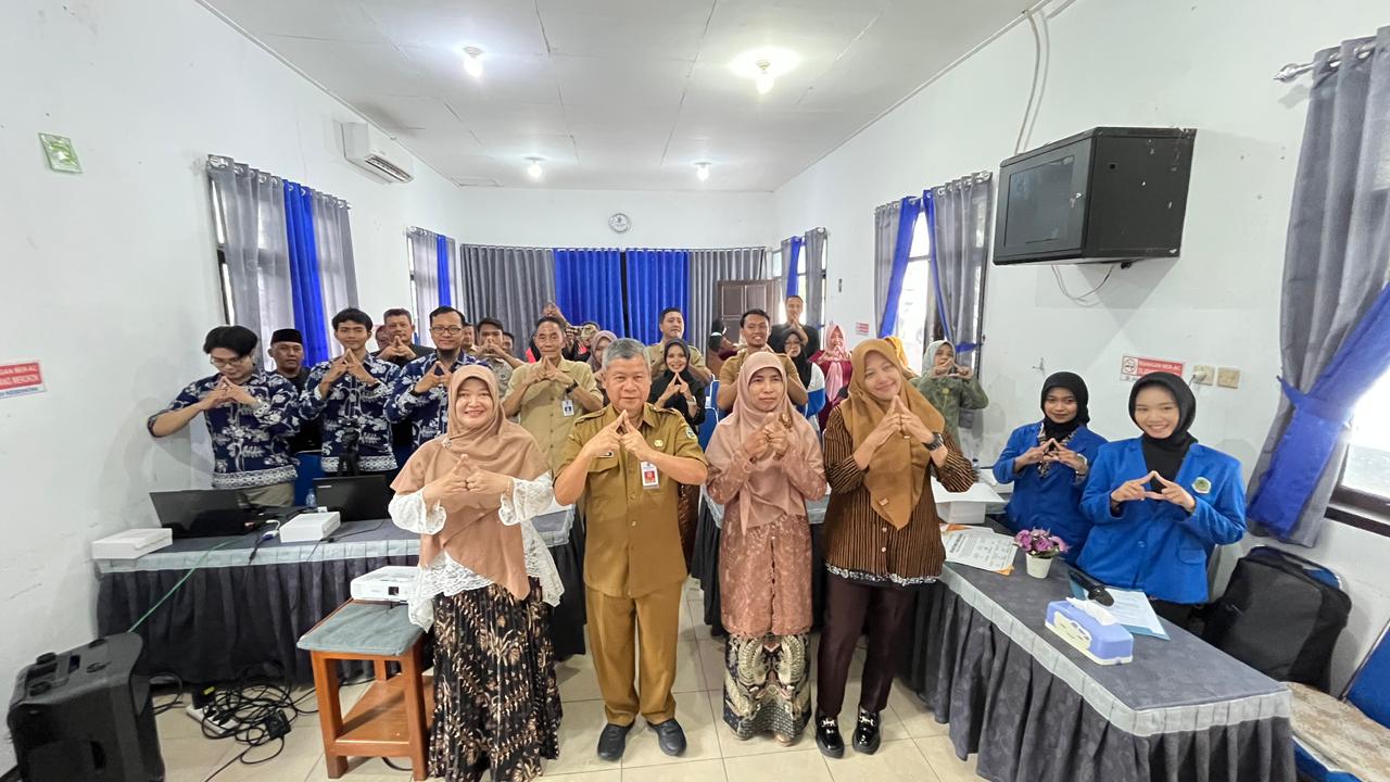 Semangat saat pencanangan Desa Cantik 2026.