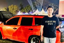 Andre, salah seorang pedagang mobil bekas di Pacitan.