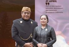 Wakil Bupati Pacitan, Gagarin beserta istri.