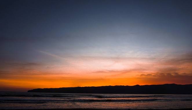 Senja di Pancer Door (doc).