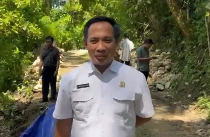 Ketua DPRD Pacitan, Dr. Arif Setia Budi, S. Soal, MPA.