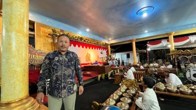 Staf Ahli Bupati Pacitan, Bidang Pembangunan, Ekonomi dan Keuangan, Prayitno.