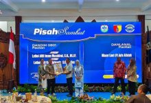 Bupati Pacitan, KRT Indrata Nur Bayuaji Reksonagoro, saat pisah sambut Komandan Kodim dan Danlanal.