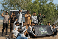 Wakil Bupati Pacitan, Gagarin saat memberangkatkan ekpedisi Luweng Ombo dalam rangka HUT Kemerdekaan ke-81 RI.