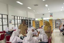 Kepala Dinas Perpustakaan dan Kearsipan Daerah Pacitan, Amad Topan